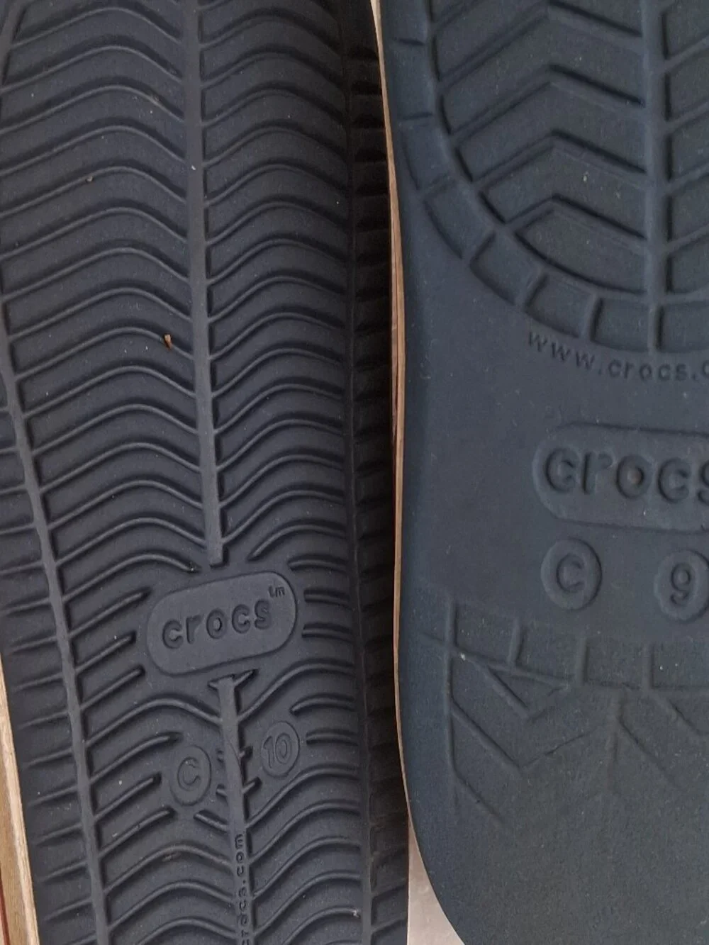 Crocs Clogs Kids Size C9 (Left) & C10 (Right) Navy Blue Crocband Slip On
